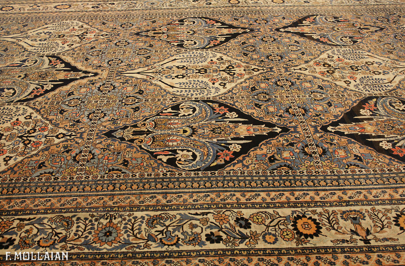 Tapis Persan Antique Tabriz Hadji djalili n°:20541709